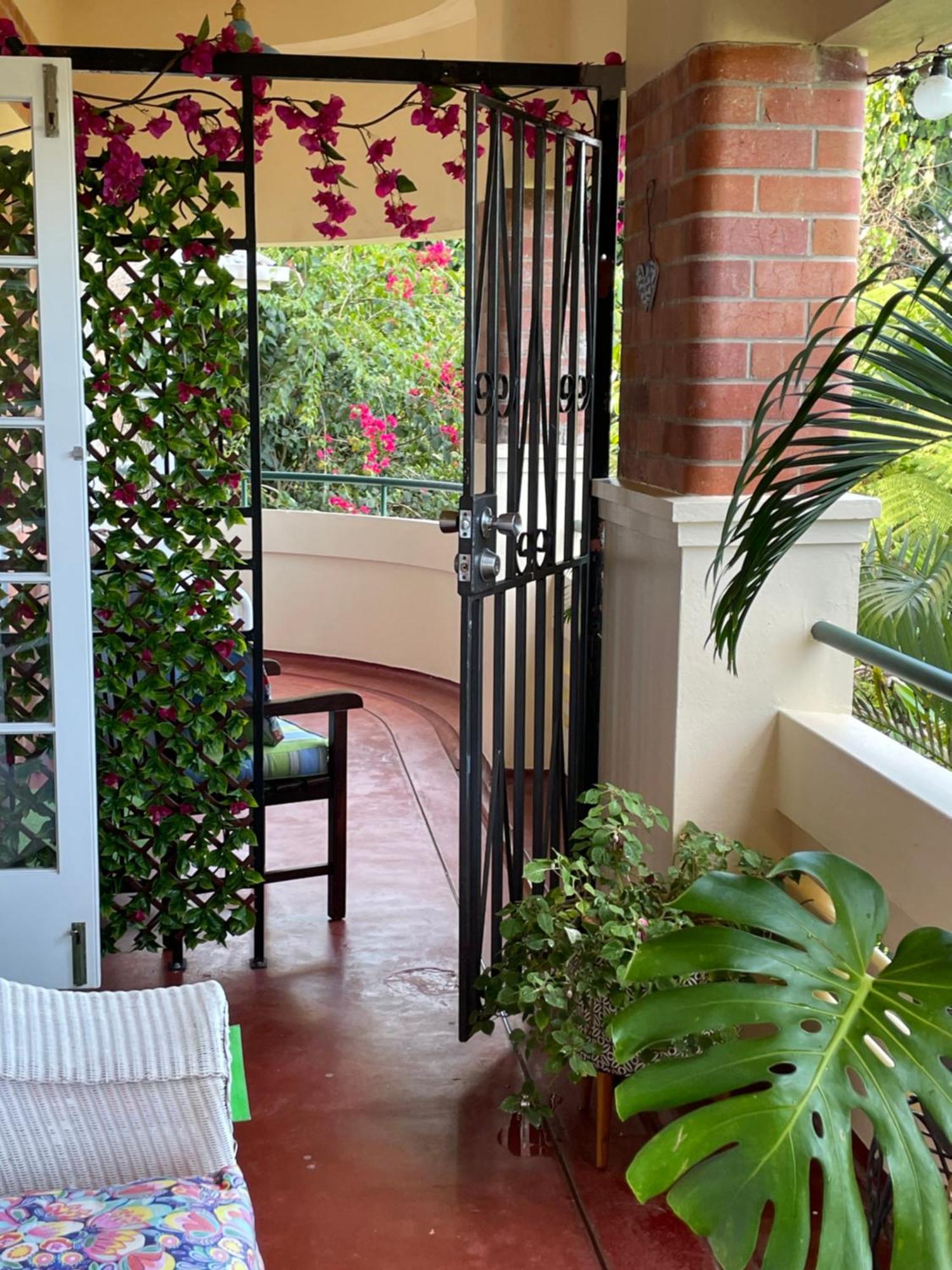 Hotel Babinda Quarters Extérieur photo